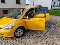 Żółty Używany 2007 Honda Jazz Hatchback | 11 800 zł (Uczciwa cena)