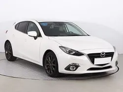 Biały Używany 2016 Mazda 3 Hatchback | 47 999 zł (Dobra cena)