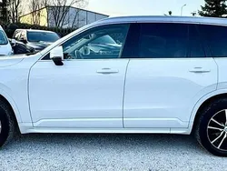 Biały Używany 2020 Volvo XC90 SUV | 157 900 zł (Uczciwa cena)