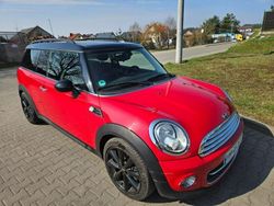 Czerwony (metalik) Używany 2013 Mini Clubman Kombi | 27 800 zł
