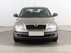 Srebrny Używany 2011 Skoda Octavia Hatchback | 21 999 zł (Uczciwa cena)