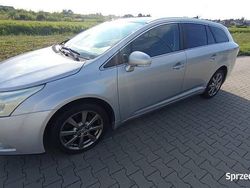 Srebrny Używany 2010 Toyota Avensis Kombi | 23 900 zł (Uczciwa cena)