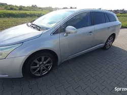 Srebrny Używany 2010 Toyota Avensis Kombi | 23 900 zł (Uczciwa cena)