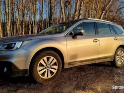 Używany 2015 Subaru Outback SUV | 50 000 zł