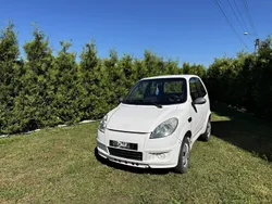 Biały Używany 2009 Aixam City Hatchback | 16 500 zł