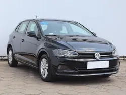 Czarny Używany 2018 VW Polo Hatchback | 47 999 zł (Uczciwa cena)