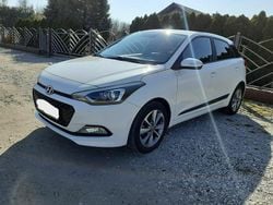 Biały Używany 2016 Hyundai i20 Comfort Hatchback | 42 900 zł (Dość drogi)
