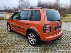 Używany 2007 VW Touran Cross Minivan | 17 900 zł