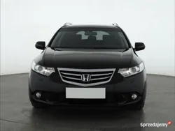 Czarny Używany 2012 Honda Accord Kombi | 42 999 zł (Uczciwa cena)