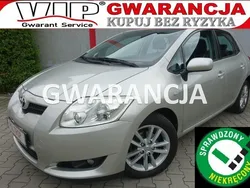 Żółtozłoty Używany 2009 Toyota Auris Hatchback | 16 900 zł (Uczciwa cena)
