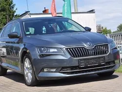Inny kolor Używany 2018 Skoda Superb Kombi | 59 999 zł (Super Cena)