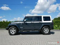 Szary Używany 2017 Jeep Wrangler SUV | 135 900 zł (Dość drogi)