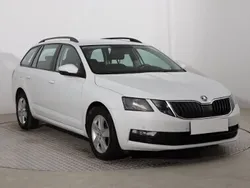 Biały Używany 2019 Skoda Octavia Kombi | 56 999 zł (Dobra cena)