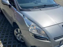 Srebrny Używany 2013 Peugeot 5008 Minivan | 22 500 zł (Super Cena)