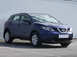 Fioletowy Używany 2016 Nissan Qashqai SUV | 43 999 zł (Dobra cena)