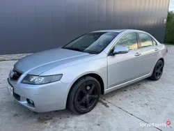 Srebrny Używany 2004 Honda Accord Executive Sedan/Limuzyna | 8999 zł (Uczciwa cena)