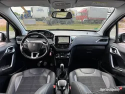 Czarny Używany 2016 Peugeot 2008 SUV | 29 950 zł (Uczciwa cena)