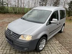 Czerwony Używany 2009 VW Caddy Minivan | 22 900 zł (Uczciwa cena)