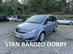 Szary Używany 2009 Opel Zafira Minivan | 13 900 zł (Uczciwa cena)