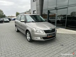 Żółty (metalik) Używany 2012 Skoda Fabia Kombi | 17 900 zł (Dość drogi)