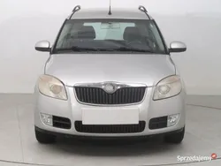 Srebrny Używany 2007 Skoda Roomster Kombi | 12 999 zł (Uczciwa cena)