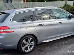 Srebrny Używany 2018 Peugeot 308 GT-line Kombi | 49 900 zł
