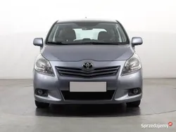 Niebieski Używany 2010 Toyota Verso Minivan | 26 499 zł (Uczciwa cena)