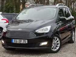 Czarny Używany 2015 Ford Grand C-Max Minivan | 43 900 zł