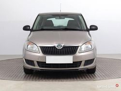 Srebrny Używany 2010 Skoda Fabia Hatchback | 14 499 zł (Uczciwa cena)