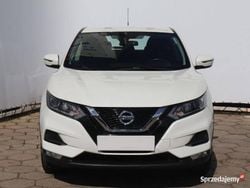 Biały Używany 2018 Nissan Qashqai SUV | 58 999 zł (Uczciwa cena)