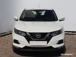 Biały Używany 2018 Nissan Qashqai SUV | 59 999 zł (Uczciwa cena)
