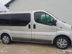 Srebrny Używany 2004 Renault Trafic Van | 15 000 zł (Uczciwa cena)