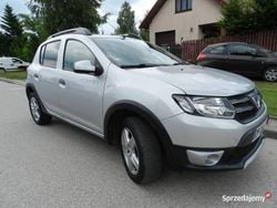 Srebrny Używany 2015 Dacia Sandero Stepway Hatchback | 21 900 zł (Dobra cena)