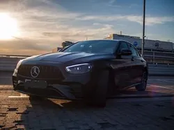 Używany 2021 Mercedes E450 | 269 900 zł