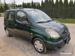 Zielony Używany 2000 Toyota Yaris Kombi | 7700 zł (Dość drogi)
