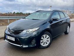Używany 2014 Toyota Auris Kombi | 37 900 zł (Uczciwa cena)