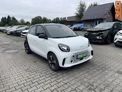 Biały Używany 2021 Smart ForFour Electric Drive Hatchback | 23 900 zł