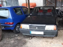 Czarny Używany 1990 Lada Samara Hatchback | 3100 zł