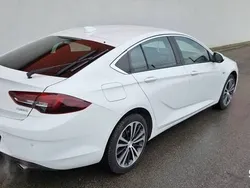 Biały Używany 2019 Opel Insignia Sedan/Limuzyna | 62 000 zł (Drogi)