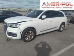 Biały Używany 2018 Audi Q7 Premium SUV | 103 000 zł