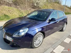 Granatowy Używany 2010 Alfa Romeo Giulietta Hatchback | 23 500 zł (Drogi)
