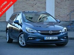 Niebieski Używany 2016 Opel Astra Kombi | 32 900 zł (Uczciwa cena)