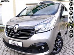 Szary Używany 2015 Renault Trafic Van | 77 999 zł (Dość drogi)
