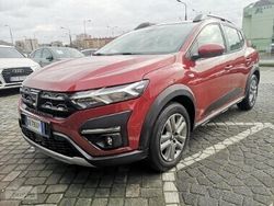 Czarny Używany 2021 Dacia Sandero Stepway Hatchback | 54 900 zł (Dość drogi)