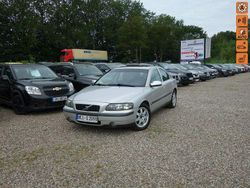 Srebrny Używany 2002 Volvo S60 Sedan/Limuzyna | 11 900 zł (Dobra cena)
