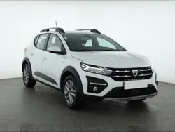 Biały Używany 2022 Dacia Sandero Hatchback | 54 999 zł (Uczciwa cena)