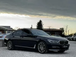 Niebieski ciemny (metalik) Używany 2015 BMW 730 Sedan/Limuzyna | 110 000 zł