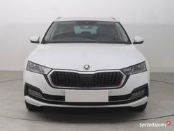 Biały Używany 2022 Skoda Octavia Kombi | 94 999 zł (Drogi)