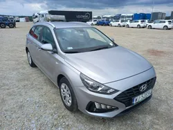Szary Używany 2022 Hyundai i30 Kombi | 31 200 zł