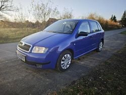 Niebieski Używany 2001 Skoda Fabia Hatchback | 2800 zł (Uczciwa cena)